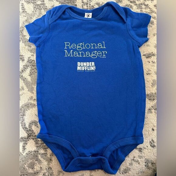 3/$25 👶🏻 Dunder Mifflin “Regional Manager” Onesie- Size 18M - Picture 1 of 4